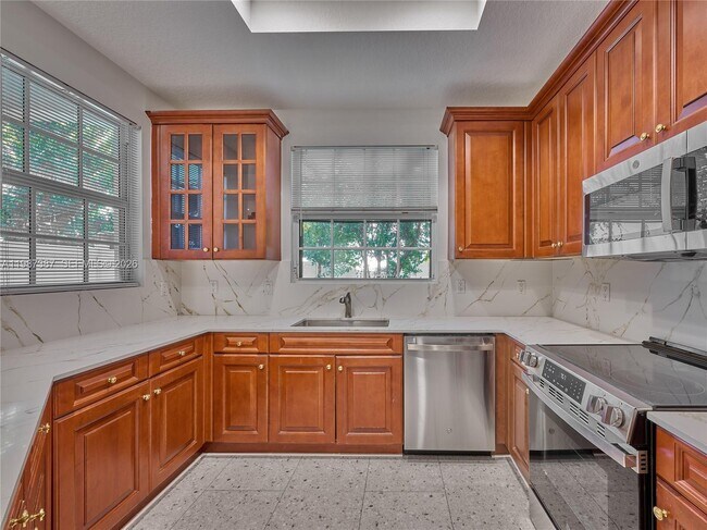 Building Photo - 475 Ocean Ridge Wy