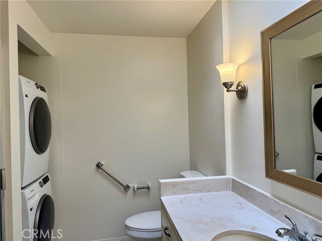 Building Photo - 589 Avenida Majorca