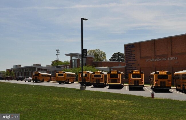 Building Photo - 3300 Prince William Dr