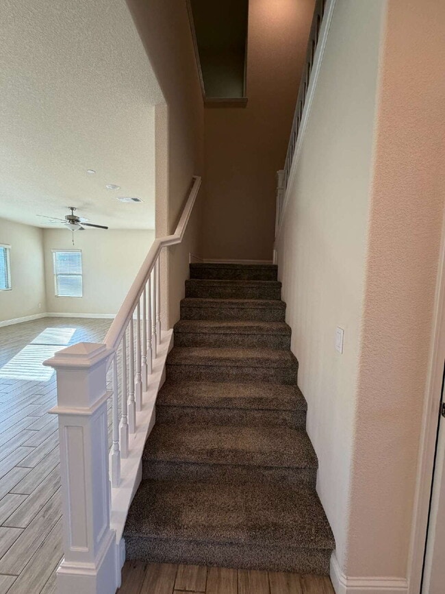 Building Photo - 2494 Valdes Dr