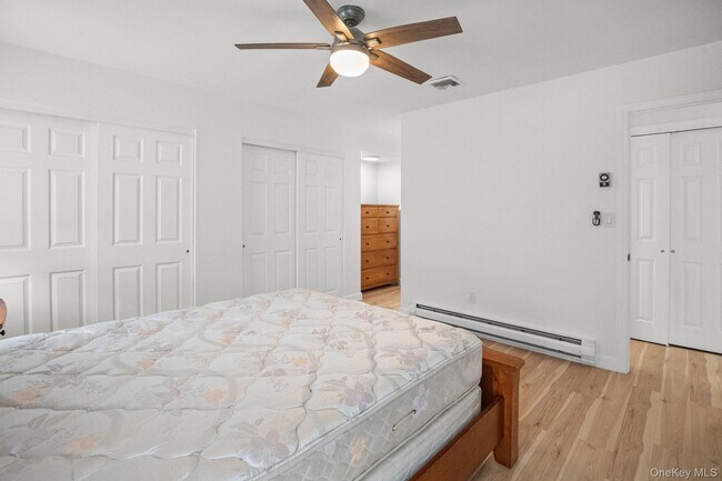 Building Photo - 11 Woods Brooke Ln