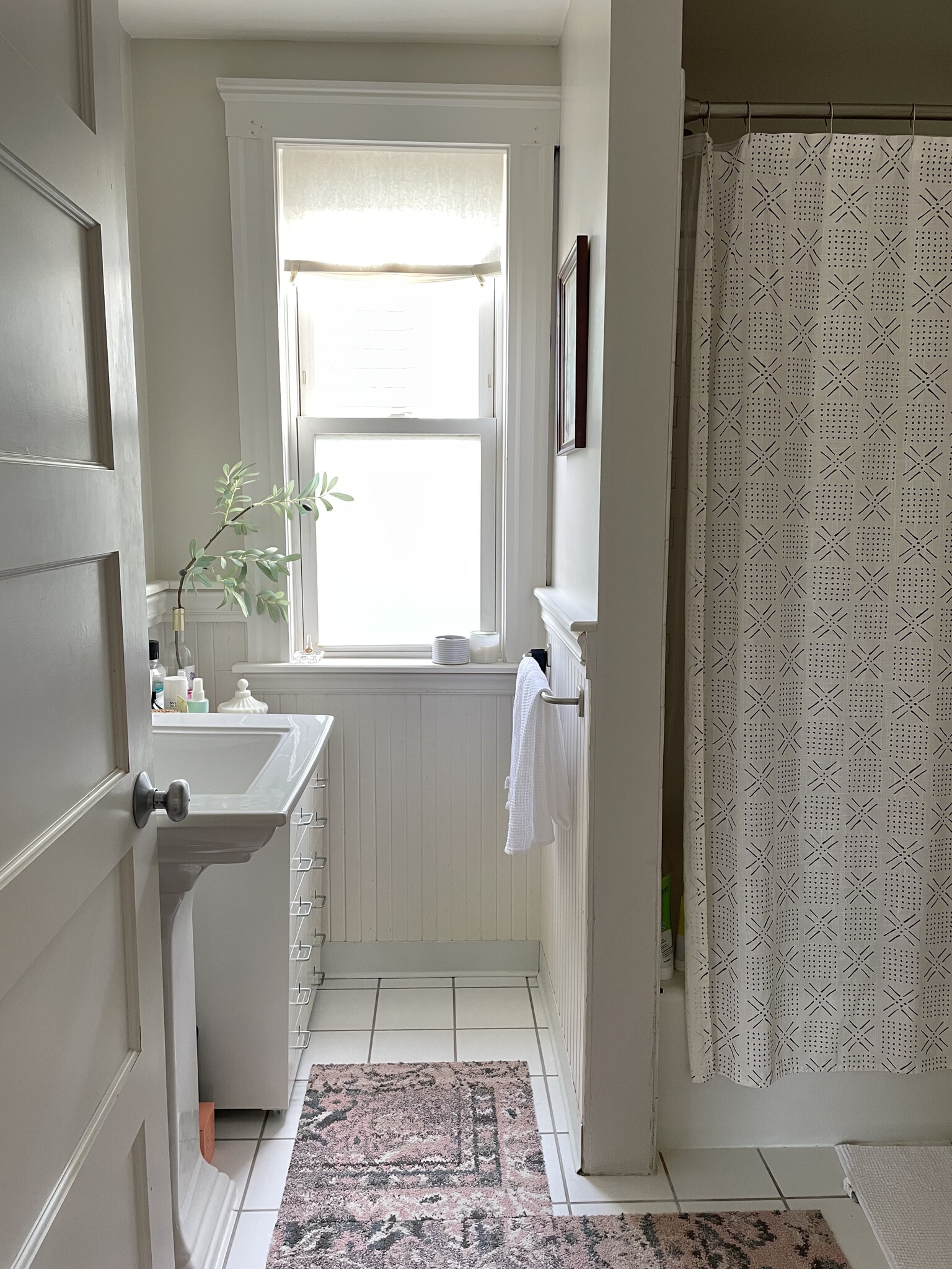 Bathroom - 15 Belknap St