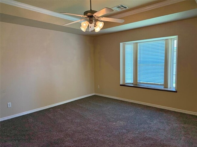 Building Photo - 1421 Teakwood Dr