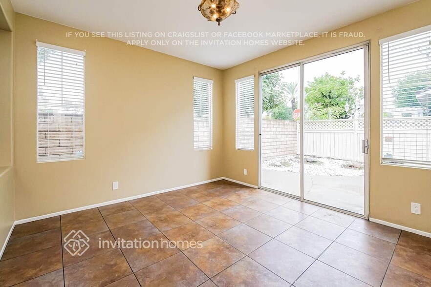 Building Photo - 7215 Blossom Ct