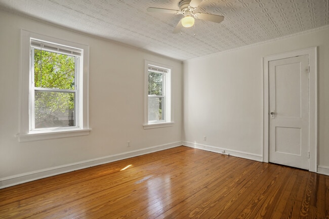 Building Photo - 221 Hunyadi Ave