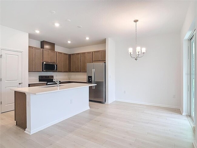 Building Photo - 2950 SUPERMARINE Rd