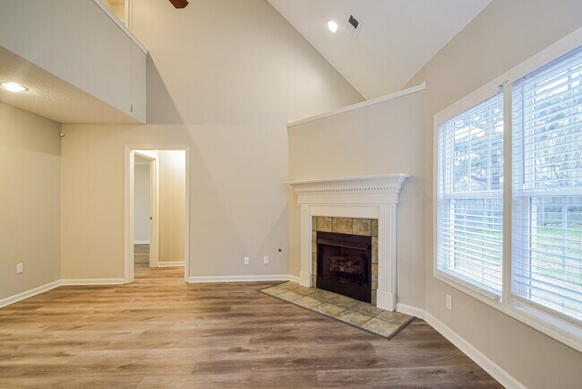 Building Photo - 4351 Zachary St