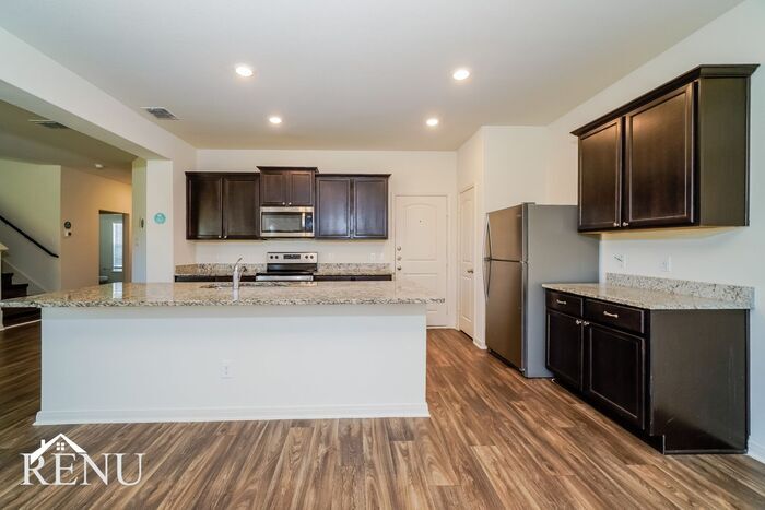 Building Photo - 11002 Eyelet Harbor