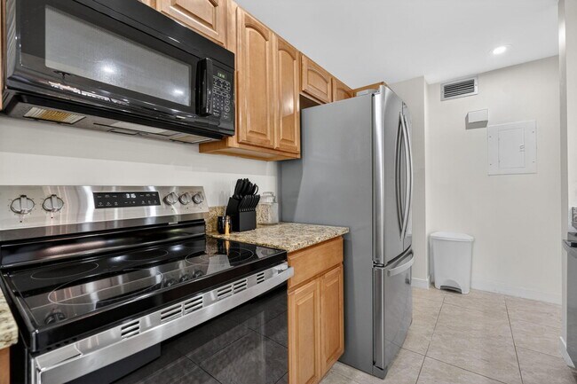 Building Photo - 368 Brackenwood Cir