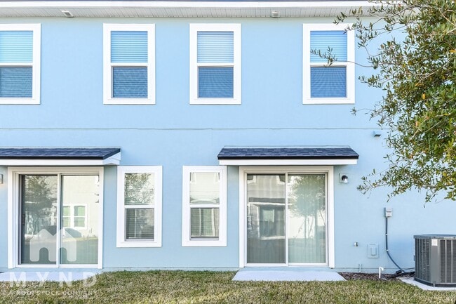 Building Photo - 758 Henley Ct