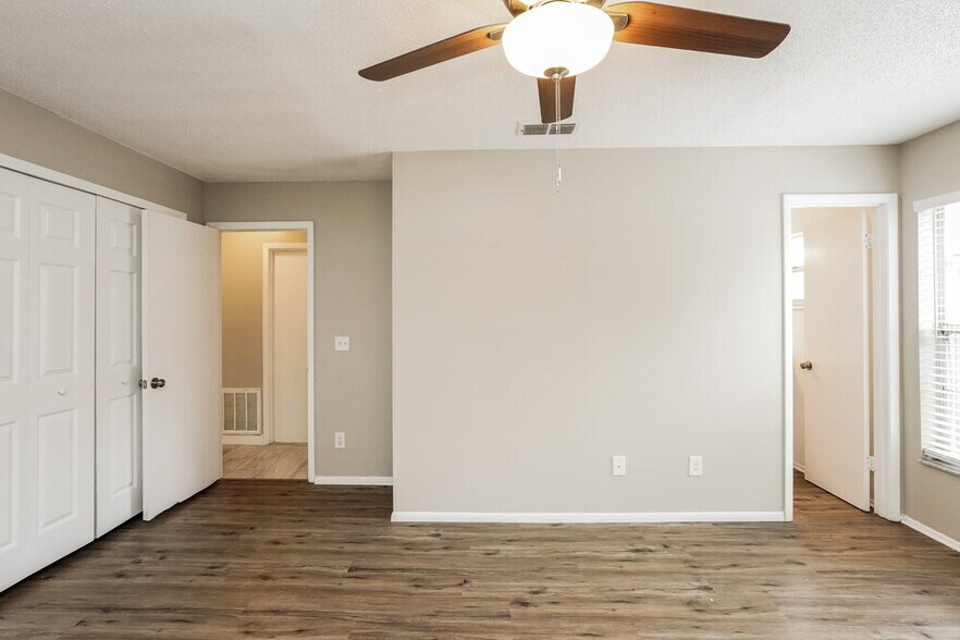 Building Photo - 2767 Muscatello St