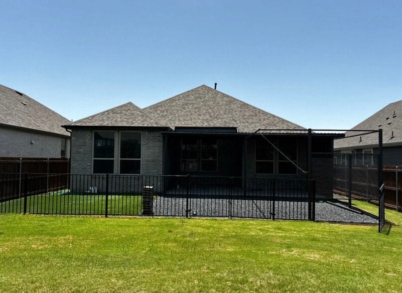 Building Photo - 5075 Brooklet Blvd