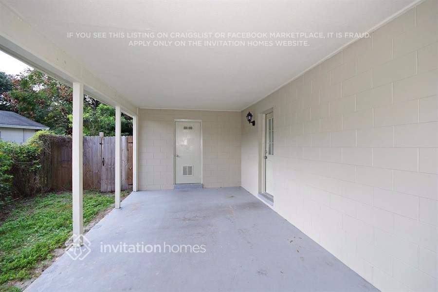 Building Photo - 816 Walnut Pl