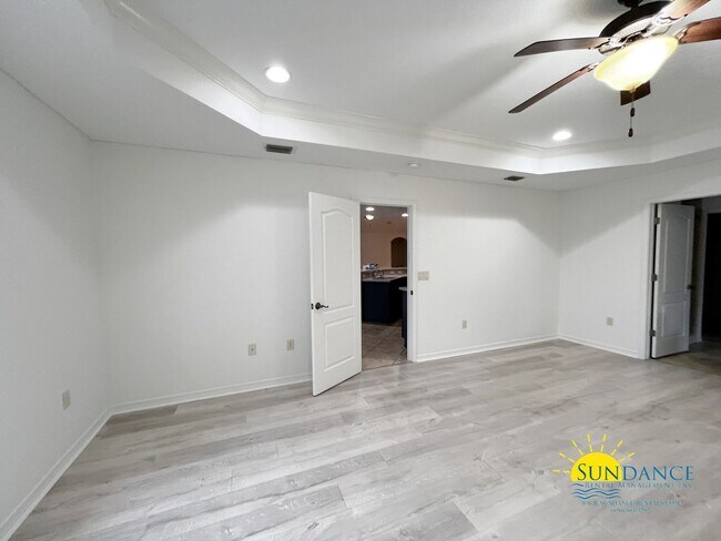 Building Photo - Custom details in this show stopping Crest...