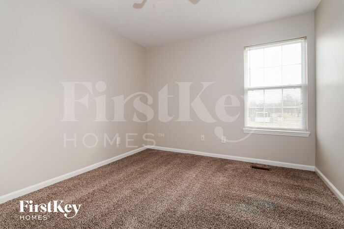 Building Photo - 1850 Breman Ln