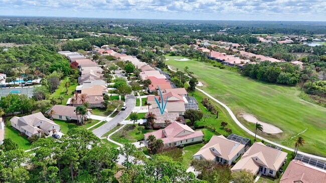 Building Photo - 3058 SE Brierwood Pl