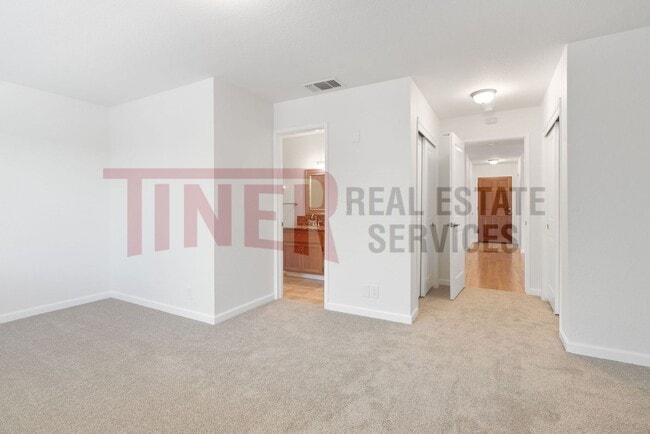 Building Photo - 5807 Filbert Ave