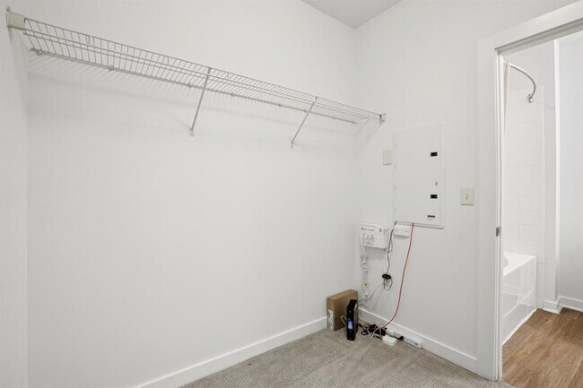 Building Photo - 1900 Barton Springs Rd