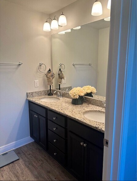 Building Photo - 8825 Brown Pelican Cir