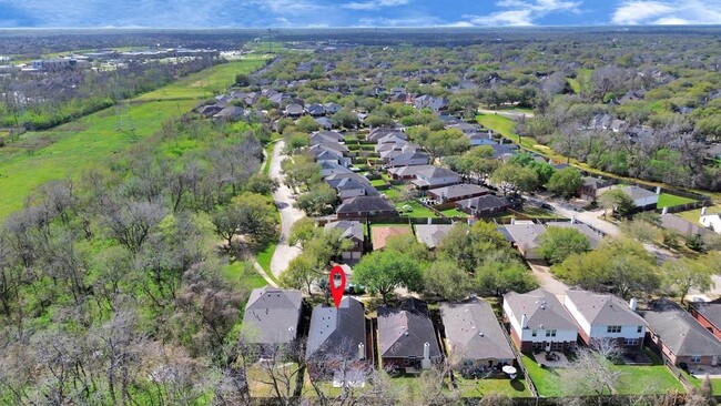 Building Photo - 2806 Bison Bluff