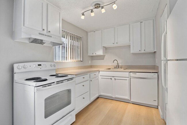 Interior Photo - Cedar Mill Apartments