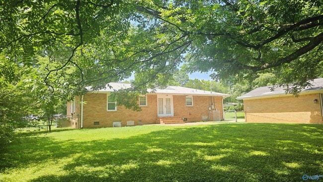 Building Photo - 3725 Broadmor Rd NW