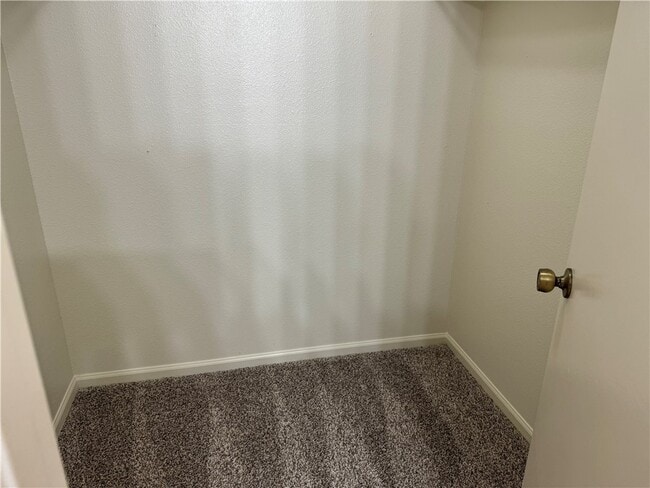 Building Photo - 1114 Mockingbird Ln