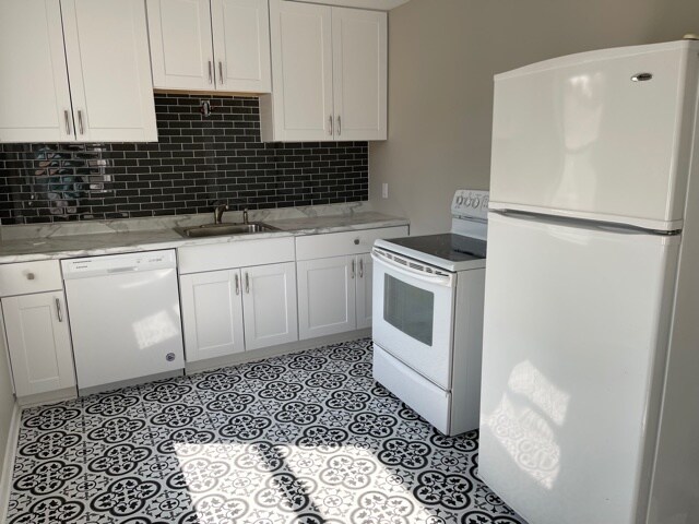 Building Photo - 3127 W Manitoba St