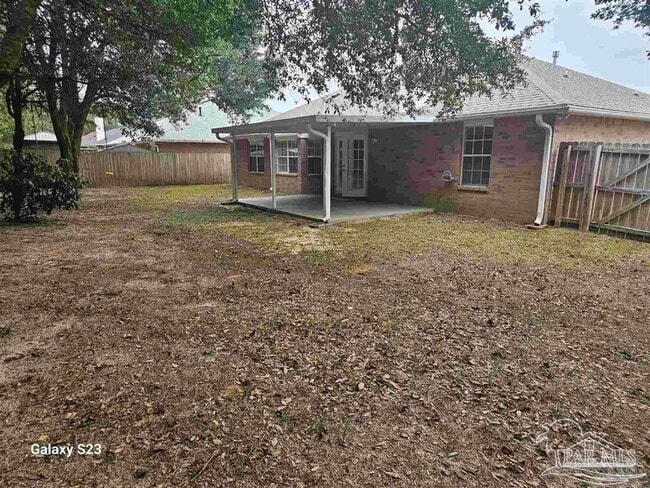 Building Photo - 10896 Country Ostrich Dr