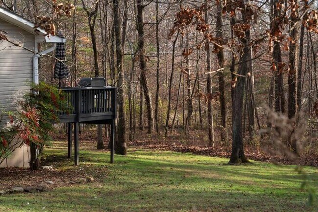 Building Photo - 7206 Sawyer Rd