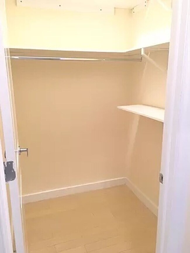 HOOVER APARTMENTS 14320 Hoover Ave Queens NY 11435 Apartment Finder