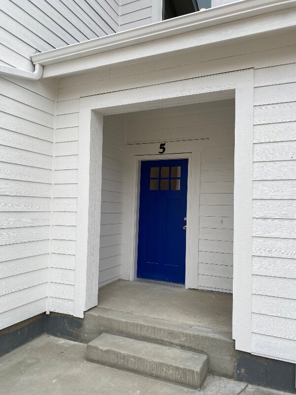 Building Photo - 2078 Autumn Moon Dr