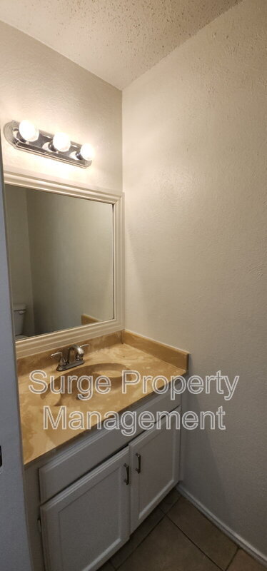Building Photo - 9110 Lanham St