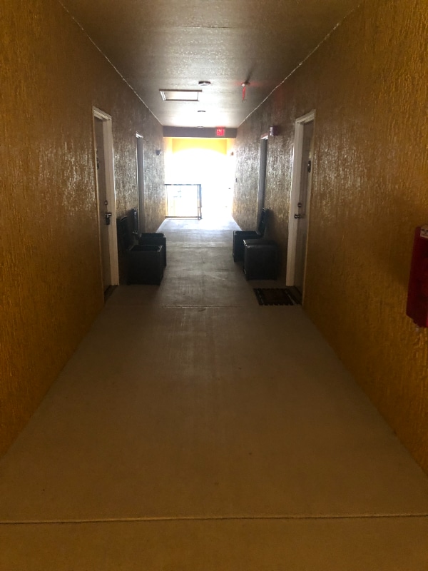 Building Photo - 8848 Villa View Cir