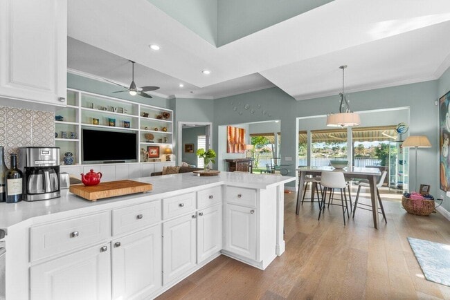 Building Photo - 8222 Dominica Pl