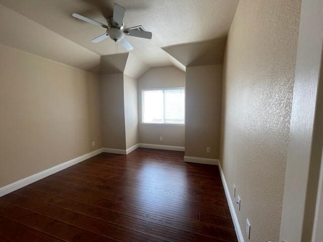 Building Photo - 10253 Lakeview Dr