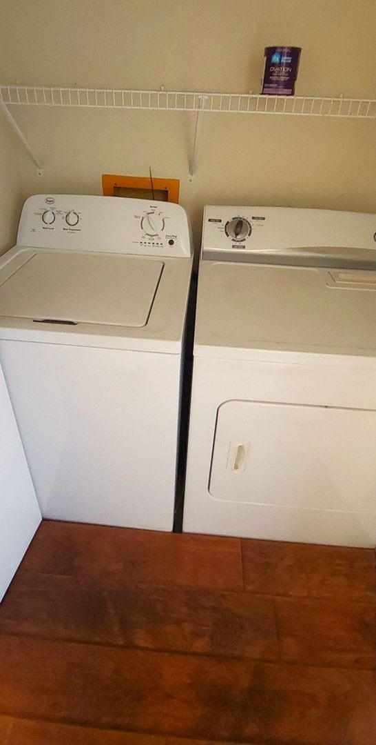 Building Photo - 1/2 OFF 1ST MONTHS RENT!!! AFFORDABLE UNIT IN NORTH PHOENIX!!!