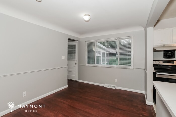 Building Photo - 3989 Tramore Dr