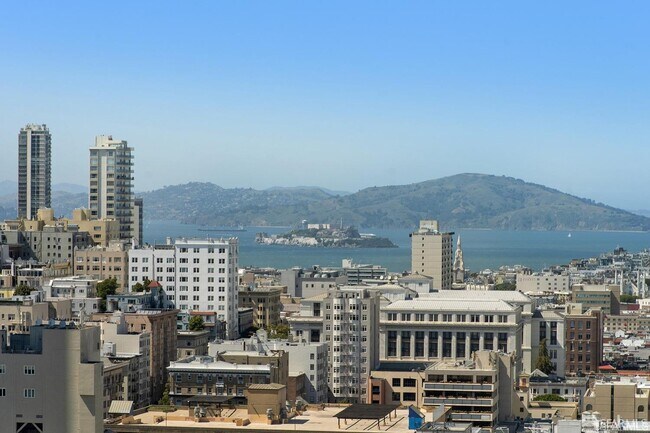 Building Photo - 765 Market St