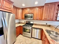 Building Photo - 2bd/2bth Apartment in Santee with In-Unit ...