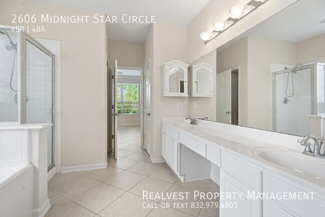 Building Photo - 2606 Midnight Star Cir