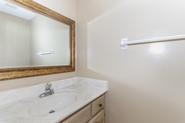 Building Photo - 9083 Hearth Stone Cove