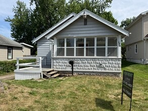 Building Photo - 174 Walcott Ave