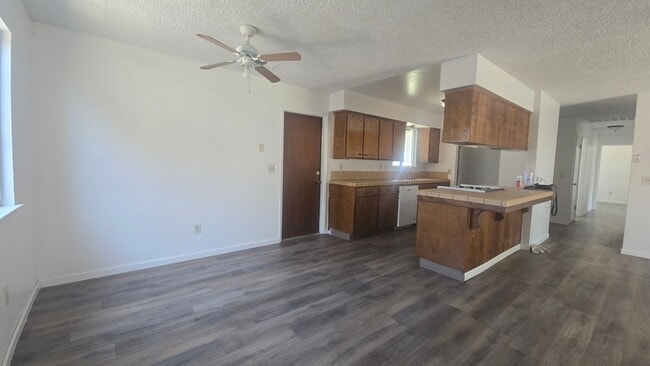 Building Photo - 2146 Neill Way