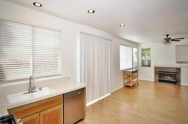 Building Photo - 11106 Ivy Hill Dr