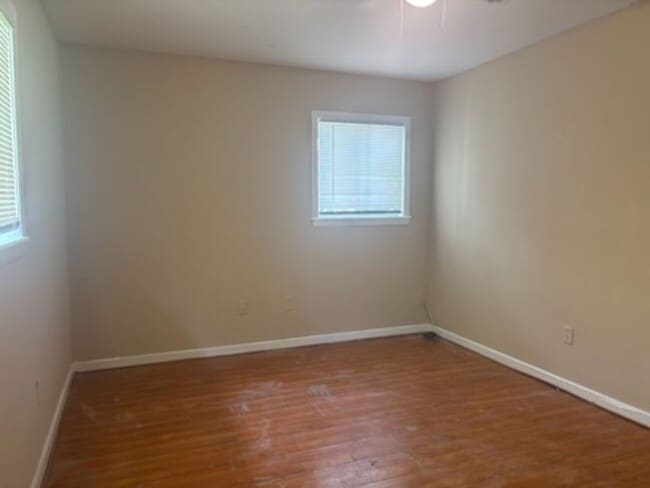 Building Photo - 405 N Flag Chapel Rd