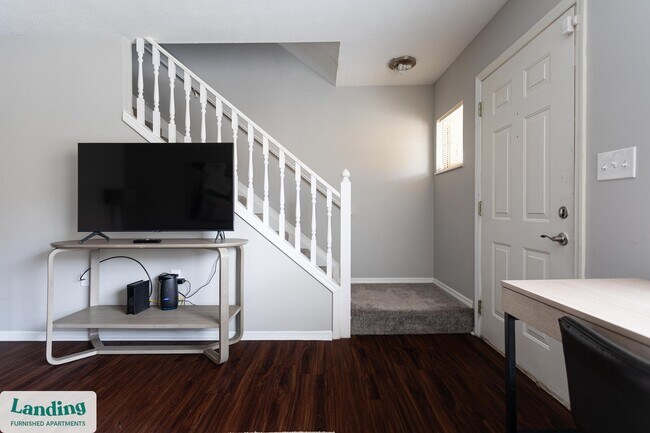 Building Photo - 206 Liberty St