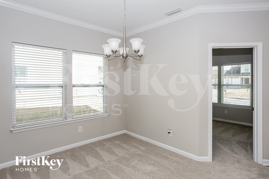 Building Photo - 12852 Clydesdale Dr