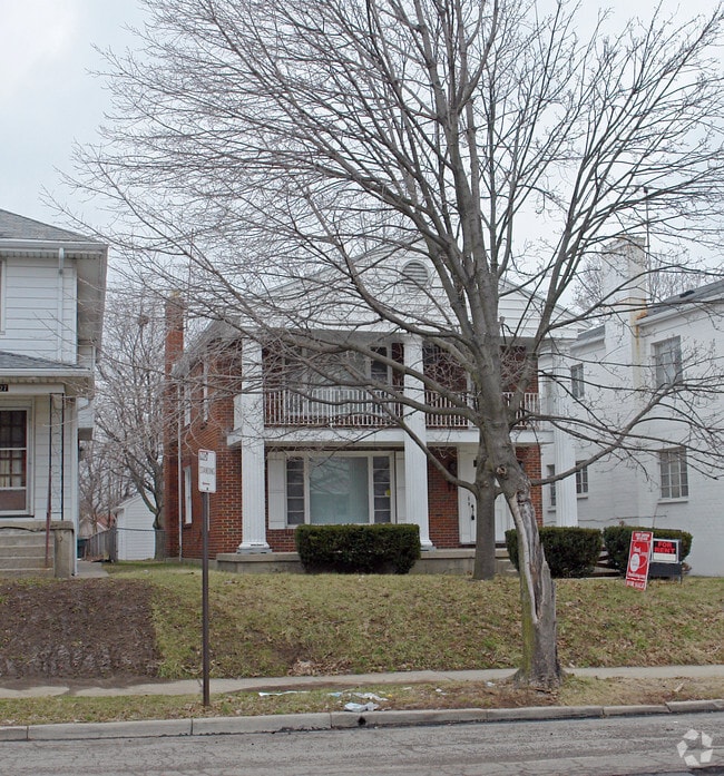 Building Photo - 323 W Fairview Ave