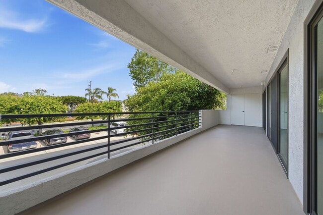 Building Photo - Fully Remodeled Coastal Condo in Villa Balboa | 2 Bed, 2 Bath